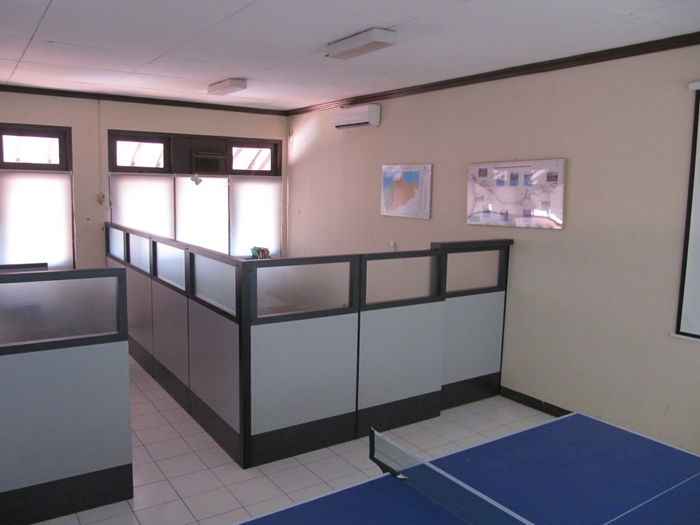 sekat kantor pintu geser 9 Furniture Semarang